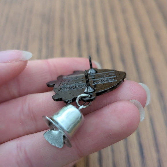 Disney Pin - Picture 4 of 4